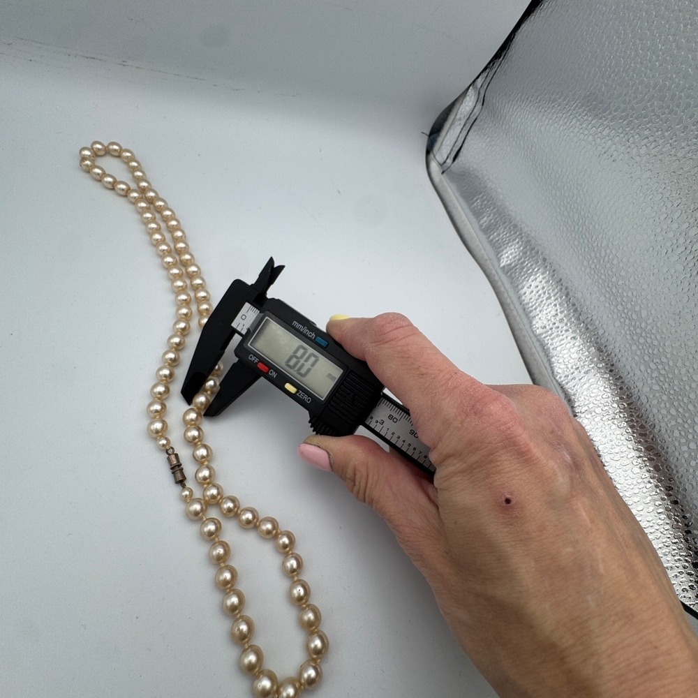 Vintage Faux Pearl Hand Knotted Necklace Champagne Cream Barrel Clasp 24 in 8mm - Picture 6 of 6